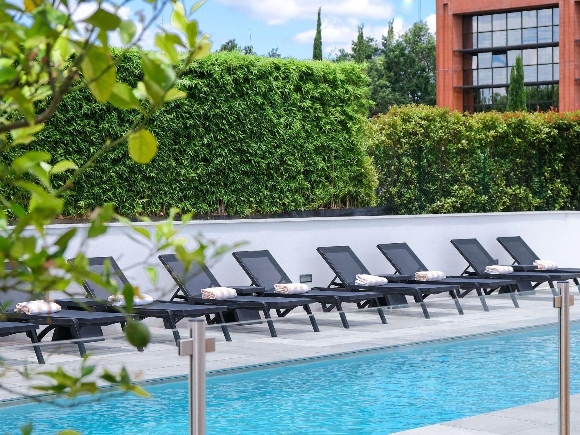 Ibis Styles Toulouse Labege Hotel Exterior foto